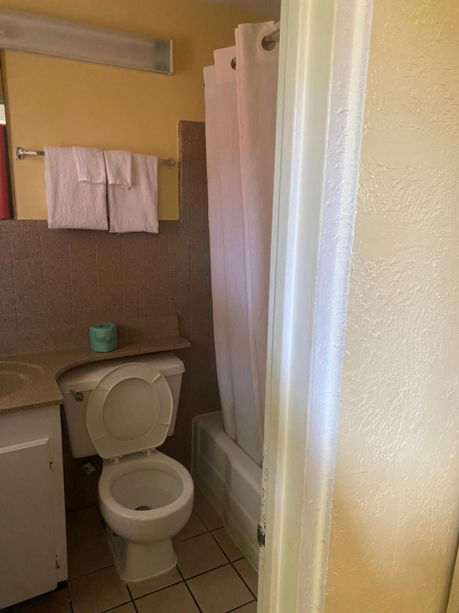 Royal Palace Inn And Suites Myrtle Beach Ocean Blvd Exteriör bild